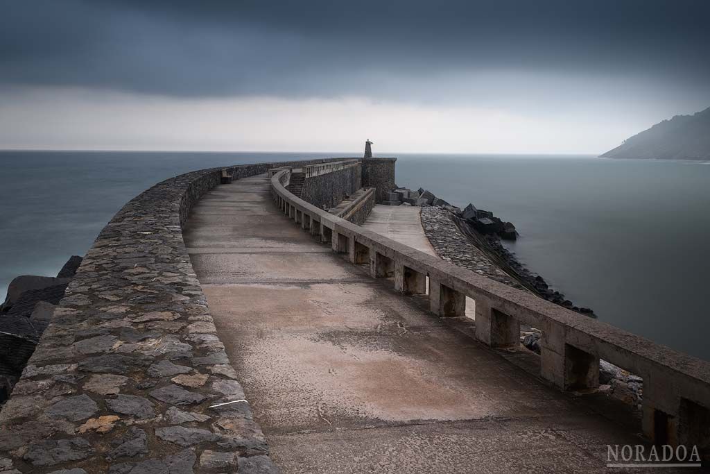 Rompeolas de Orio