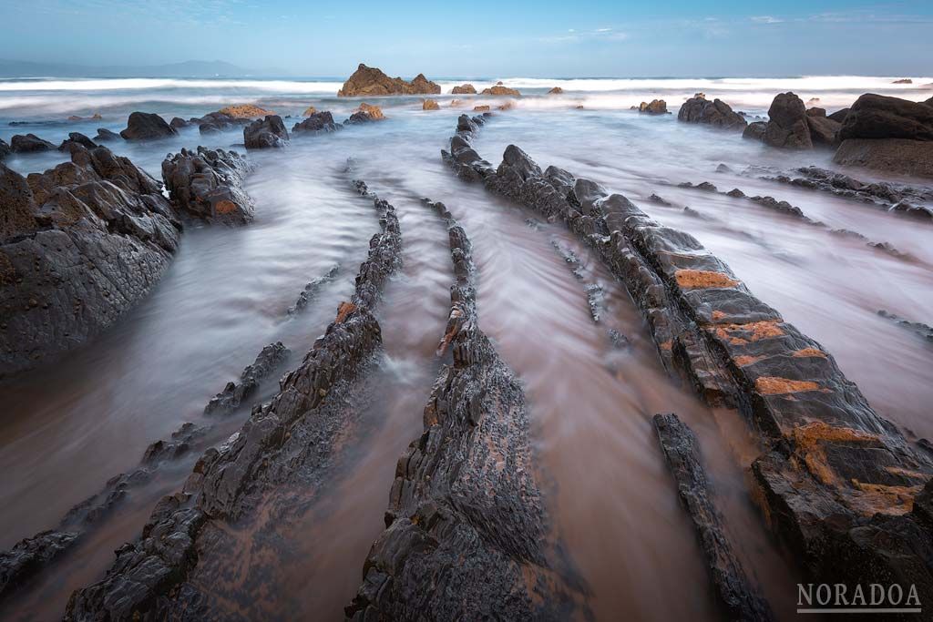 La "Cola de Dragón" de la playa de Barrika