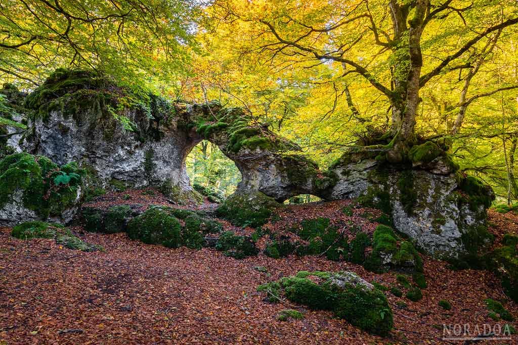 Arco de Zalamportillo, icono de la sierra de Entzia