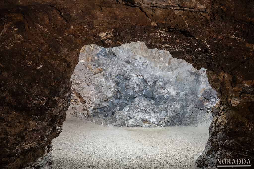 La Geoda de Pulpí está localizada en el interior de la Mina Rica