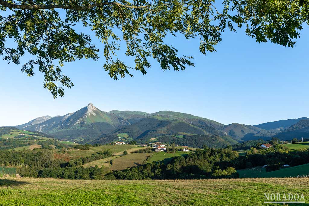 Monte Txindoki desde Lazkaomendi